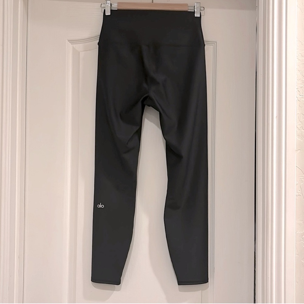 ALO Yoga High-Waist Airlift Legging, Medium, Black